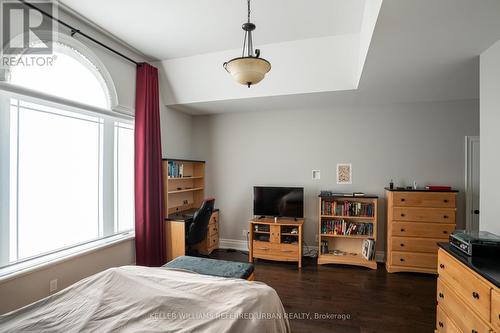 1487 Myron Drive, Mississauga, ON - Indoor Photo Showing Bedroom