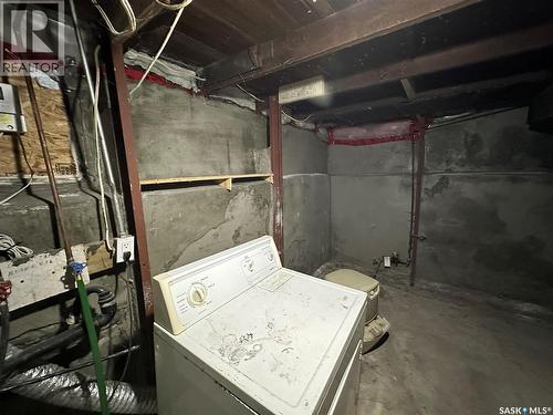 1416 Wascana Street, Regina, SK - Indoor