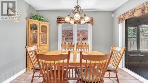 79 Wintergarden Road, London East (East A), ON - Indoor Photo Showing Dining Room