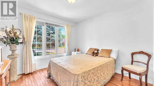 79 Wintergarden Road, London East (East A), ON - Indoor Photo Showing Bedroom