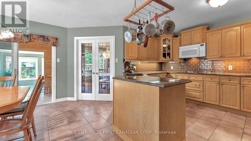 79 Wintergarden Road, London East (East A), ON - Indoor