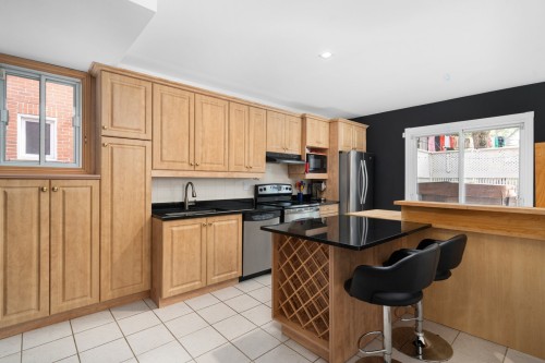 Cuisine - 4684 Av. Hingston, Montréal (Côte-Des-Neiges/Notre-Dame-De-Grâce), QC - Indoor Photo Showing Kitchen