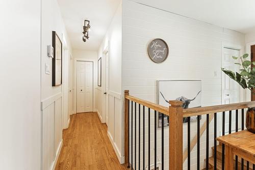 Corridor - 108 Rue Céline, Saint-Alphonse-De-Granby, QC - Indoor Photo Showing Other Room