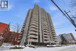 67 CAROLINE Street S Unit# 5E  Hamilton, ON L8P 3K6