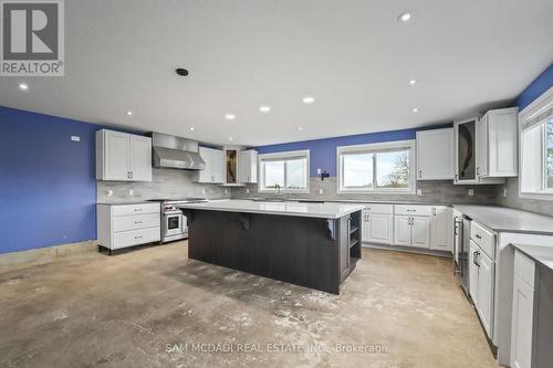 1291 Old Highway 8, Hamilton, ON - Indoor Photo Showing Kitchen With Upgraded Kitchen