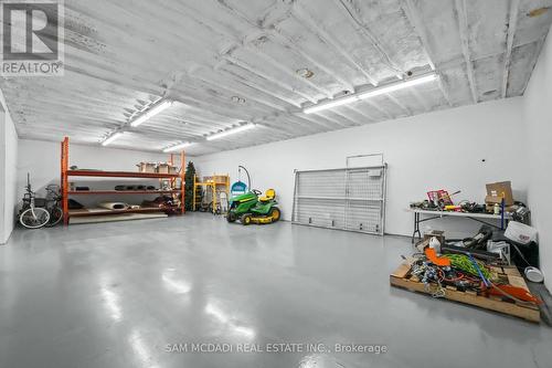 1291 Old Highway 8, Hamilton, ON - Indoor Photo Showing Garage