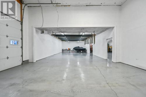 1291 Old Highway 8, Hamilton, ON - Indoor Photo Showing Garage