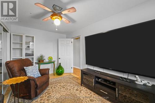 1291 Old Highway 8, Hamilton, ON - Indoor