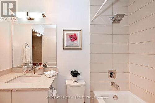 B416 - 60 Annie Craig Drive S, Toronto, ON - Indoor Photo Showing Bathroom