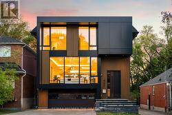 487 COLDSTREAM AVENUE  Toronto, ON M5N 1Y6