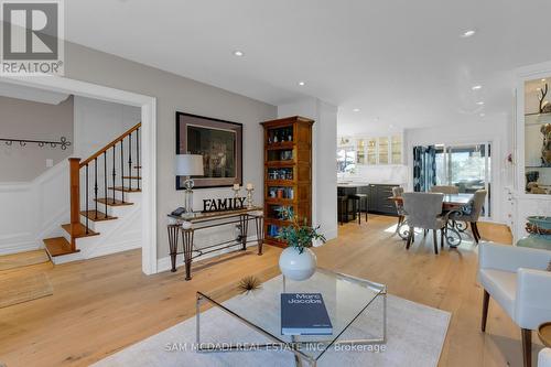 3620 Ponytrail Drive, Mississauga, ON - Indoor Photo Showing Living Room