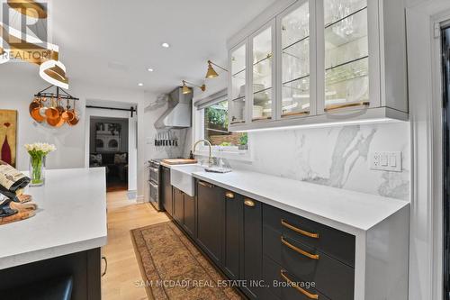 3620 Ponytrail Drive, Mississauga, ON - Indoor Photo Showing Kitchen