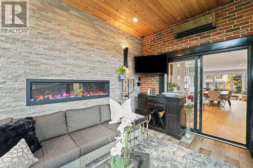 3620 Ponytrail Drive, Mississauga, ON -  With Fireplace With Deck Patio Veranda