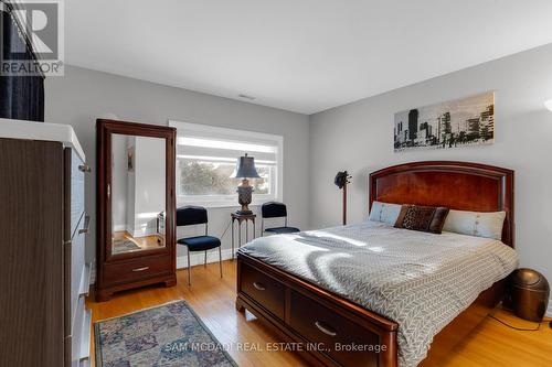 3620 Ponytrail Drive, Mississauga, ON - Indoor Photo Showing Bedroom