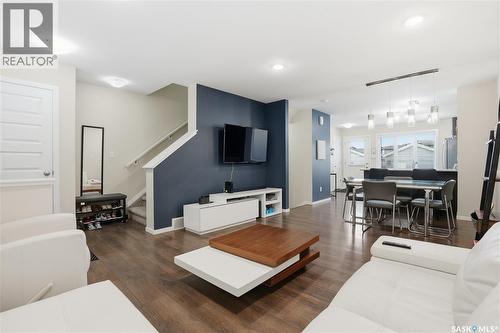 7904 Canola Avenue, Regina, SK - Indoor Photo Showing Living Room