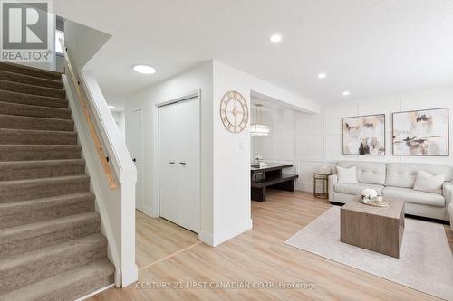 60 - 35 Waterman Avenue, London South (South R), ON - Indoor