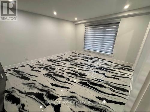 1373 Normandy Crescent, Ottawa, ON - Indoor Photo Showing Bedroom