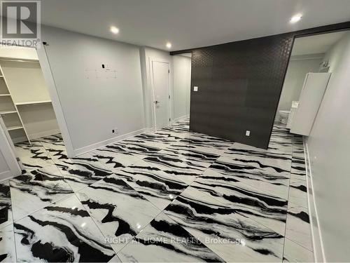 1373 Normandy Crescent, Ottawa, ON - Indoor