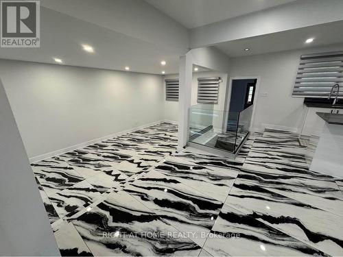 1373 Normandy Crescent, Ottawa, ON - Indoor