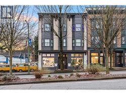 754-758 E BROADWAY  Vancouver, BC V5T 1X9