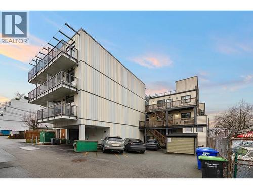 754-758 E Broadway, Vancouver, BC 