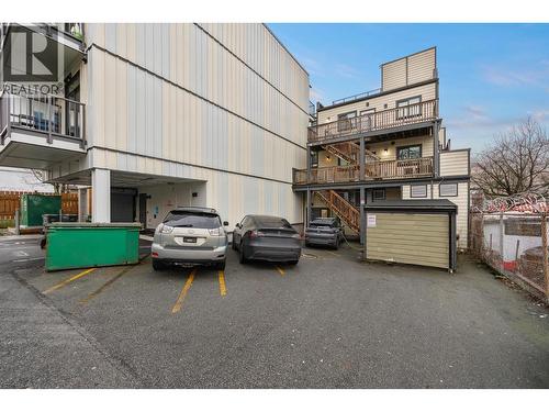 754-758 E Broadway, Vancouver, BC 