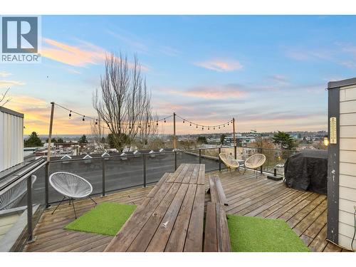 754-758 E Broadway, Vancouver, BC 