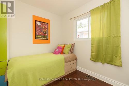 3481 Ashcroft Crescent, Mississauga, ON - Indoor Photo Showing Bedroom