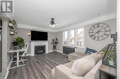 22 - 6 VINELAND AVENUE  Hamilton, ON L8M 1R4