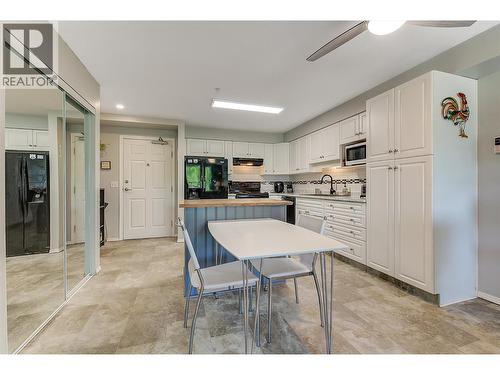 Dining area to kitchen - 265 Froelich Road Unit# 204, Kelowna, BC - Indoor