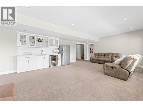 1064 Aurora Heights, West Kelowna, BC - Indoor