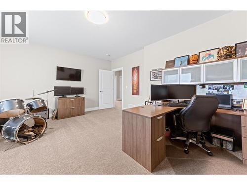 1064 Aurora Heights, West Kelowna, BC - Indoor Photo Showing Office