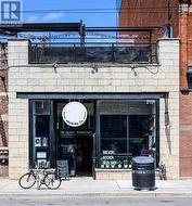 700 QUEEN STREET E  Toronto, ON M4M 1G9