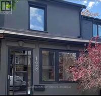 128 CARLAW AVENUE  Toronto, ON M4M 2R9