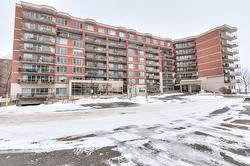 410-18 Ch. du Bord-du-Lac-Lakeshore  Pointe-Claire, QC H9S 5X9