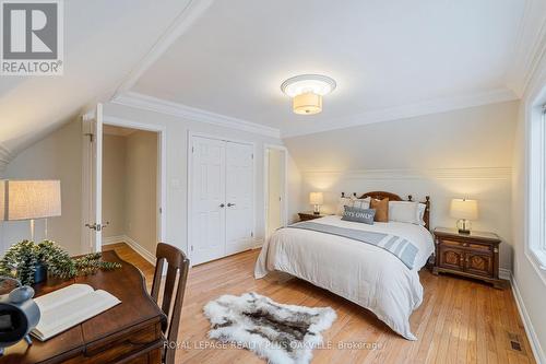 1189 Glen Road, Mississauga, ON - Indoor Photo Showing Bedroom