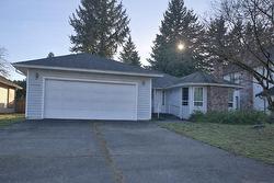 15474 92A AVENUE  Surrey, BC V3R 9B1