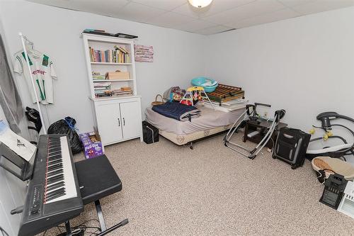 30 Bishop Bay, Carman, MB - Indoor