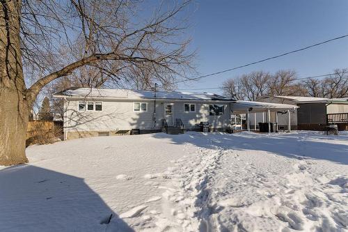 30 Bishop Bay, Carman, MB - Outdoor