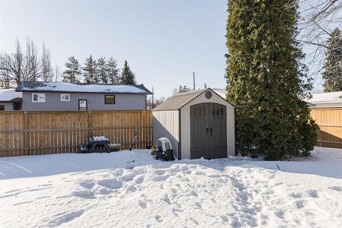 30 Bishop Bay, Carman, MB - Outdoor