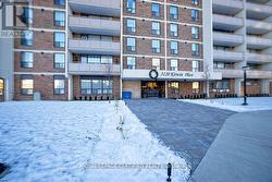 306 - 3120 KIRWIN AVENUE  Mississauga, ON L5A 3R2