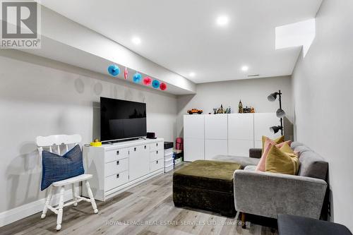 7 - 2006 Glenada Crescent, Oakville, ON - Indoor