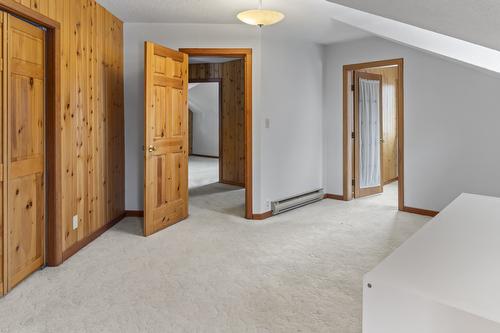 1084 Simmons Road, Creston, BC - Indoor