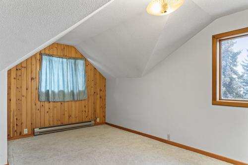 1084 Simmons Road, Creston, BC - Indoor Photo Showing Other Room