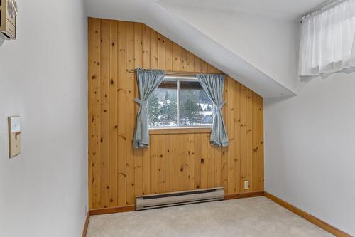 1084 Simmons Road, Creston, BC - Indoor Photo Showing Other Room