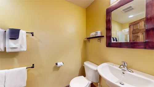 J3 - C-1351 Gerry Sorensen Way, Kimberley, BC - Indoor Photo Showing Bathroom