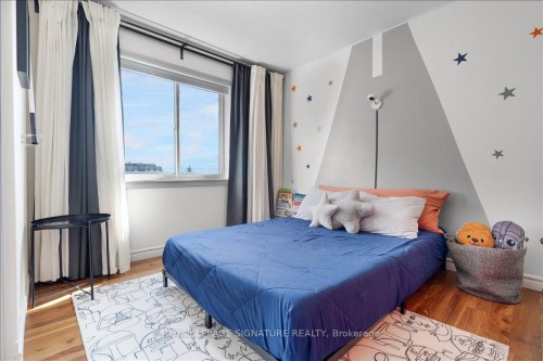 5 Fleming Road, Guelph, ON - Indoor Photo Showing Bedroom