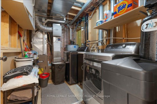 5 Fleming Road, Guelph, ON - Indoor Photo Showing Laundry Room