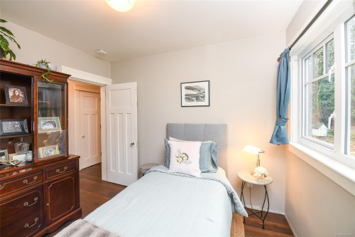 237 Morland Rd, Comox, BC 