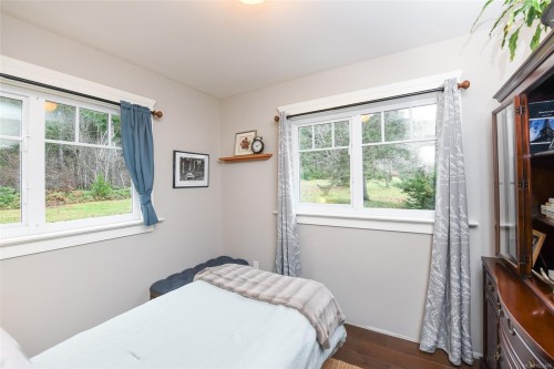 237 Morland Rd, Comox, BC 